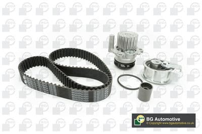 Pompe à eau + kit de courroie de distribution